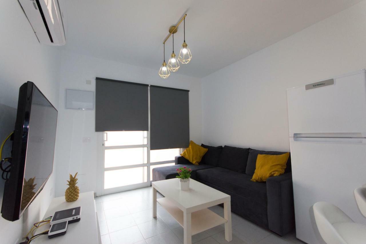 Bungalow With Terrace Near The Beach San Bartolomé Εξωτερικό φωτογραφία